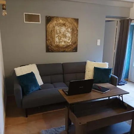 La Pierre Du Bois Holiday home Kergloff